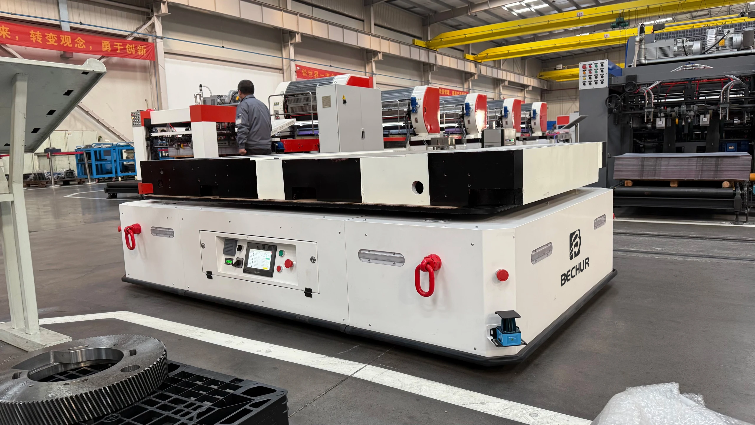BECHUR Automated Guided Vehicle for Heavy Equipment Transportation